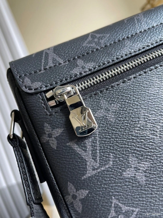 Cheap NEW LOUIS MESSENGER VUITTON 0708